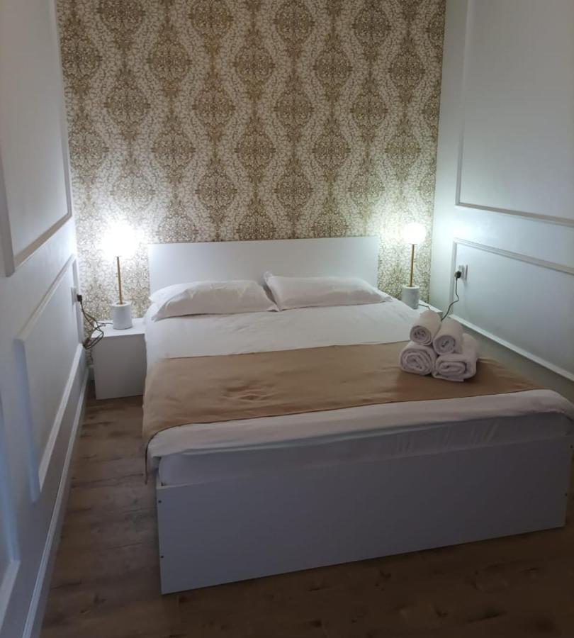 Riverside Boutique Hotel Almati Kültér fotó