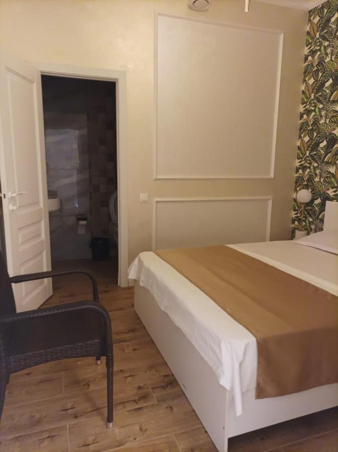 Riverside Boutique Hotel Almati Kültér fotó